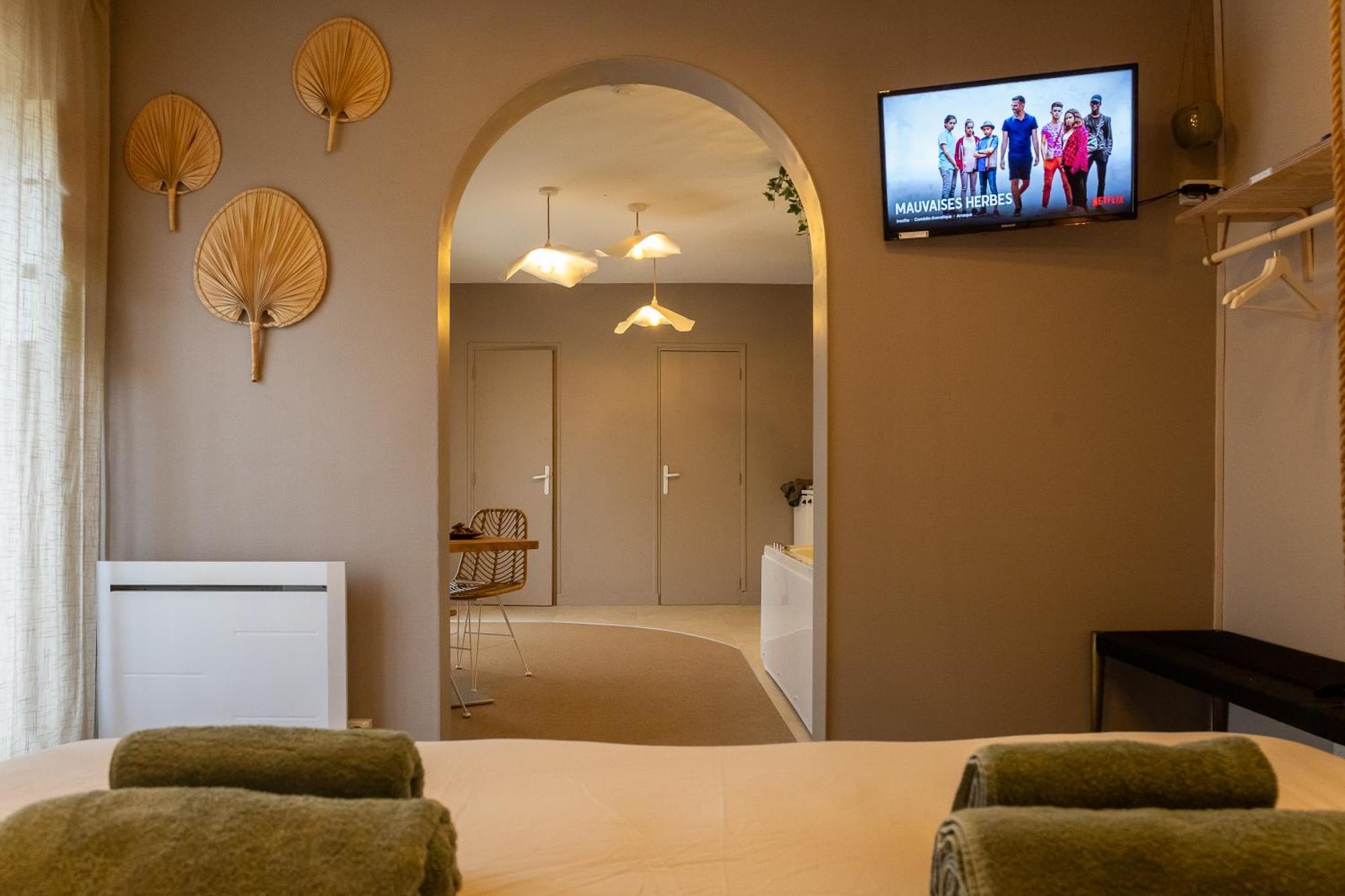 Love Room Suite Bali - Auray En Bretagne Brech Extérieur photo