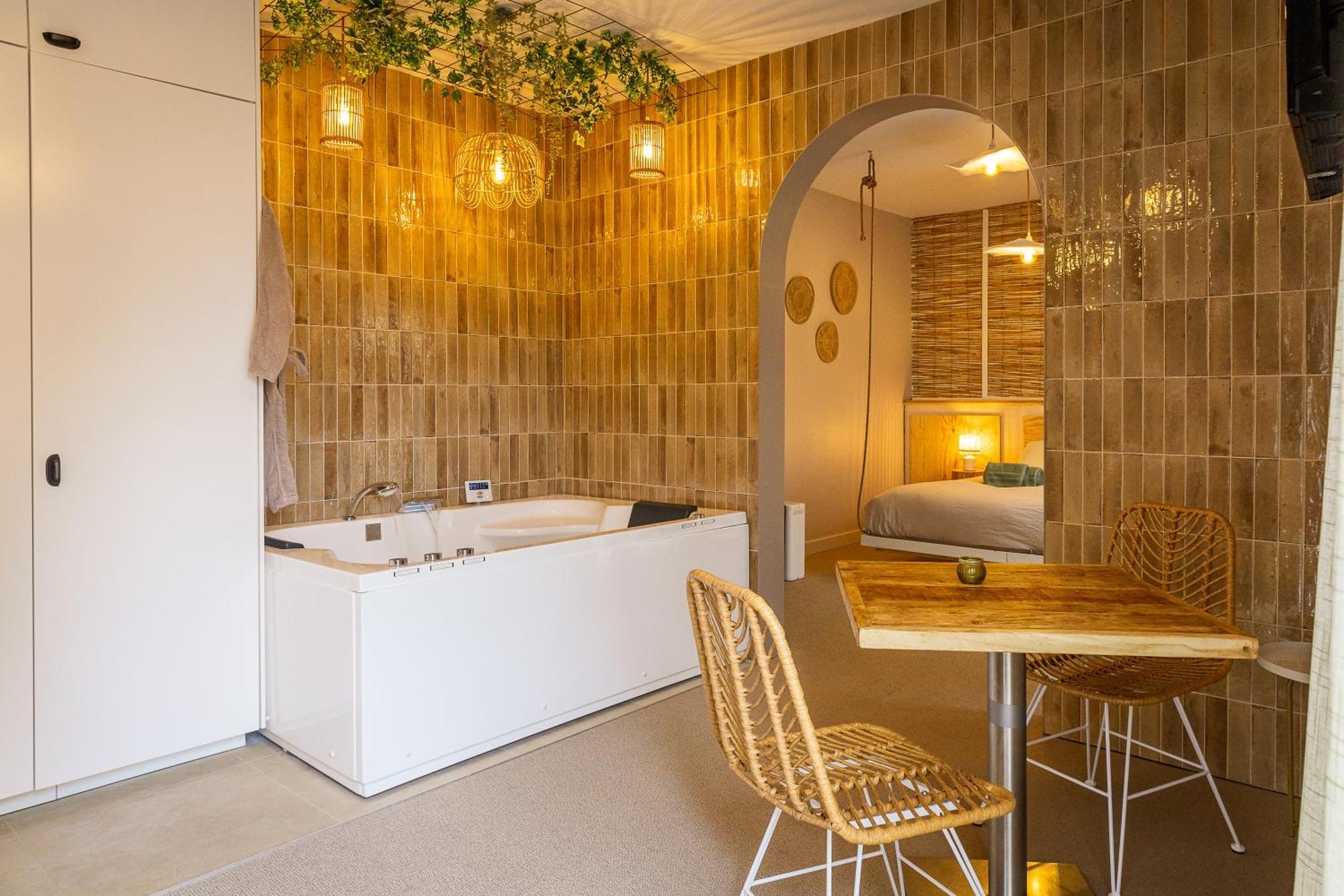 Love Room Suite Bali - Auray En Bretagne Brech Extérieur photo